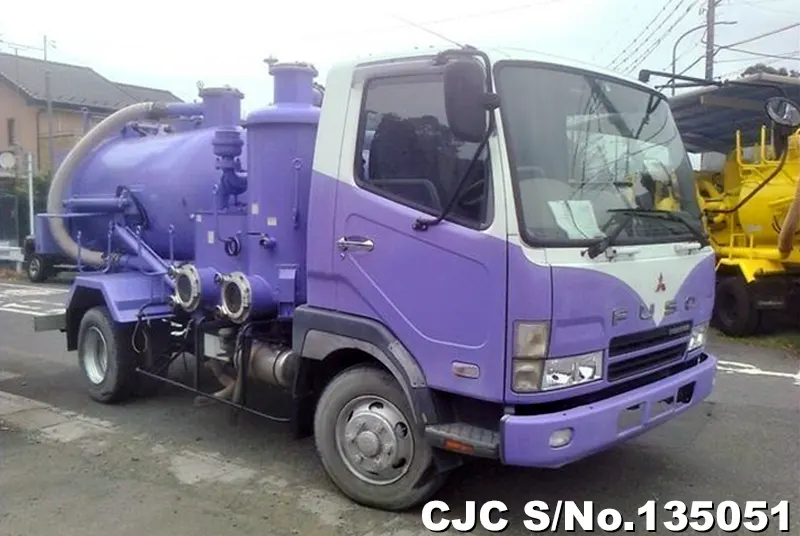 2005 Mitsubishi / Fuso Fighter Stock No. 135051