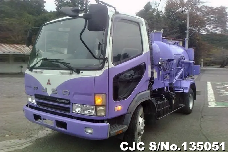 2005 Mitsubishi / Fuso Fighter Stock No. 135051