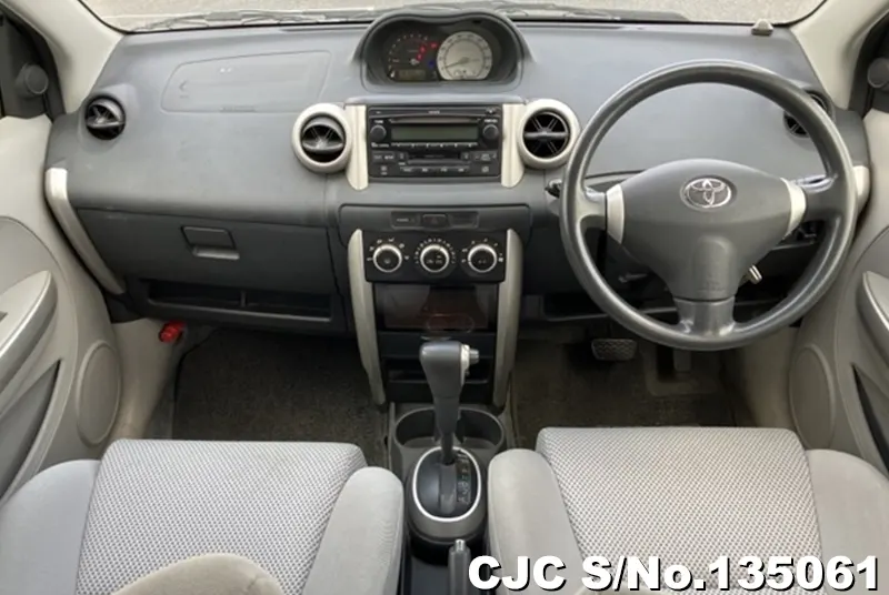 2003 Toyota / IST Stock No. 135061
