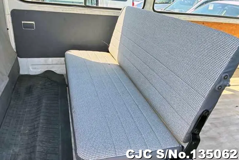 1997 Toyota / Hiace Stock No. 135062