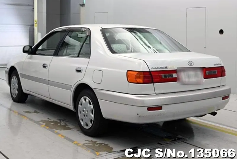 2001 Toyota / Corona Premio Stock No. 135066