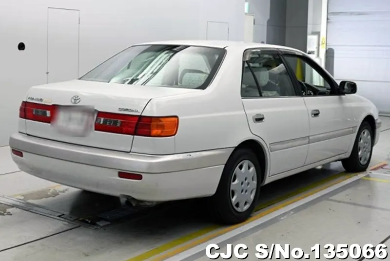 2001 Toyota / Corona Premio Stock No. 135066