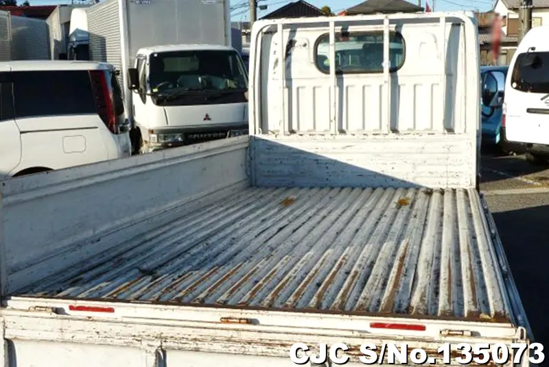 2019 Nissan / Atlas Stock No. 135073