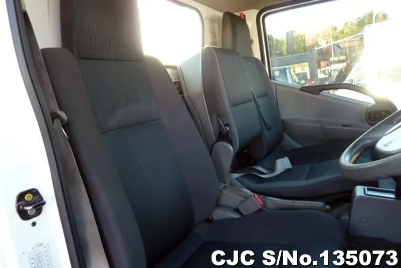 2019 Nissan / Atlas Stock No. 135073