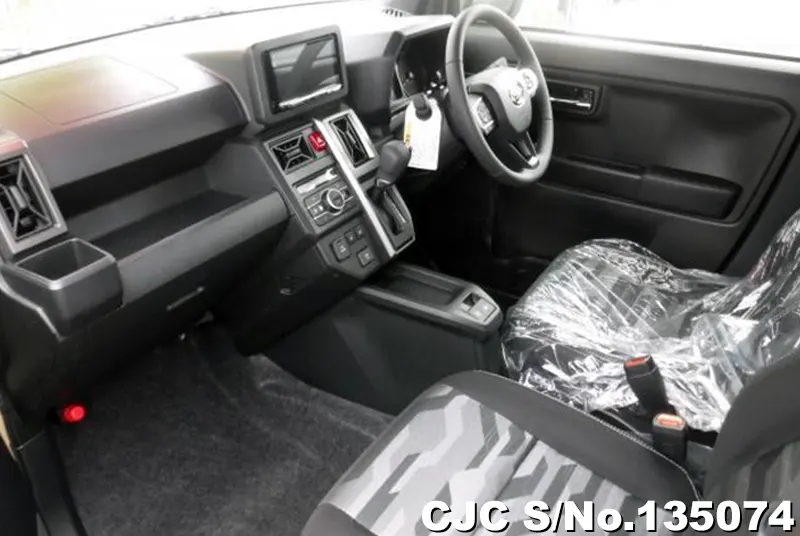 2026 Daihatsu / Taft Stock No. 135074