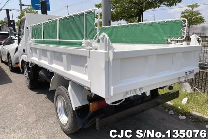2014 Toyota / Dyna Stock No. 135076
