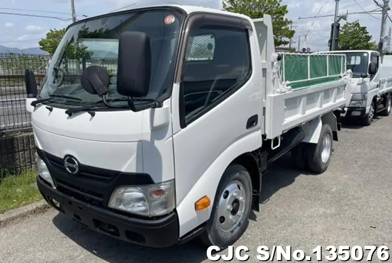 2014 Toyota / Dyna Stock No. 135076