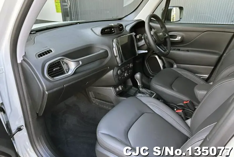 2025 Chrysler / Jeep Renegade Stock No. 135077