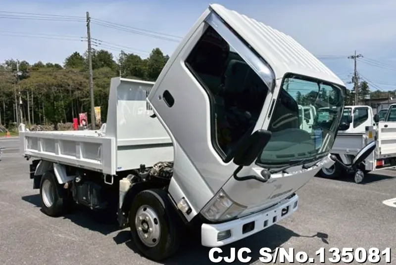 2012 Isuzu / Elf Stock No. 135081