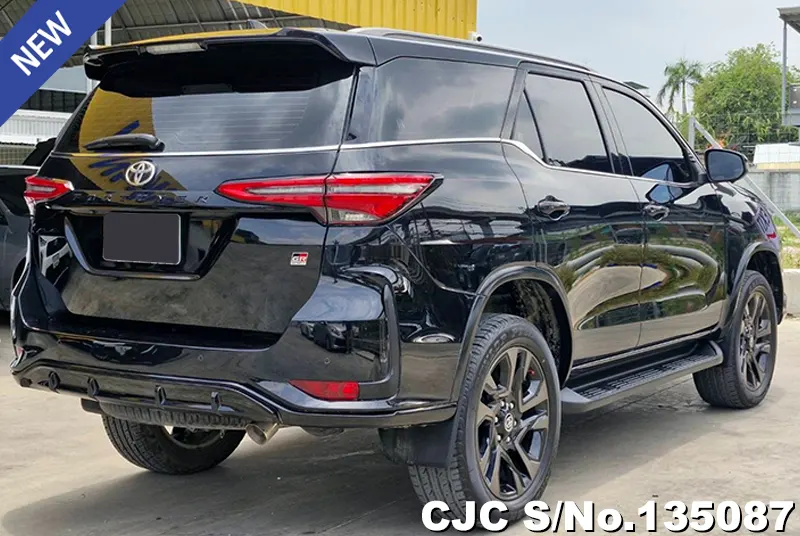 2025 Toyota / Fortuner Stock No. 135088