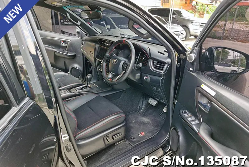 2025 Toyota / Fortuner Stock No. 135088