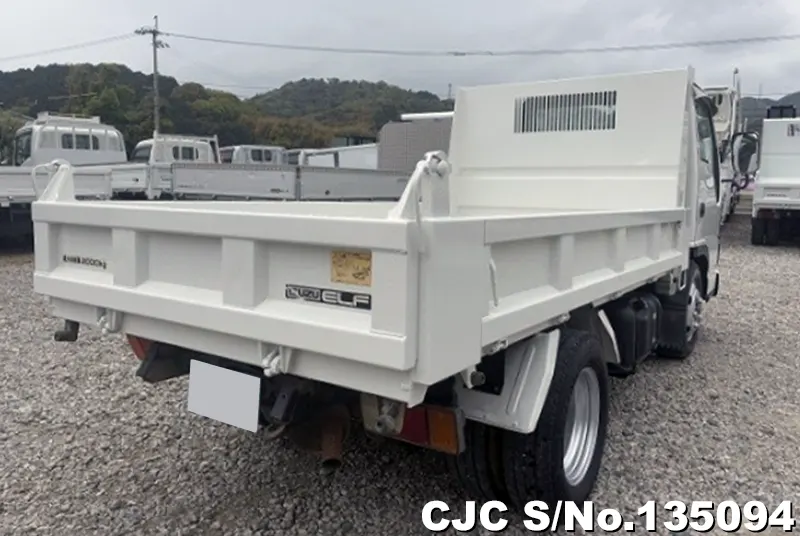 2005 Isuzu / Elf Stock No. 135094