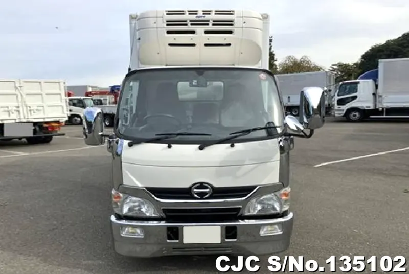 2013 Hino / Dutro Stock No. 135102