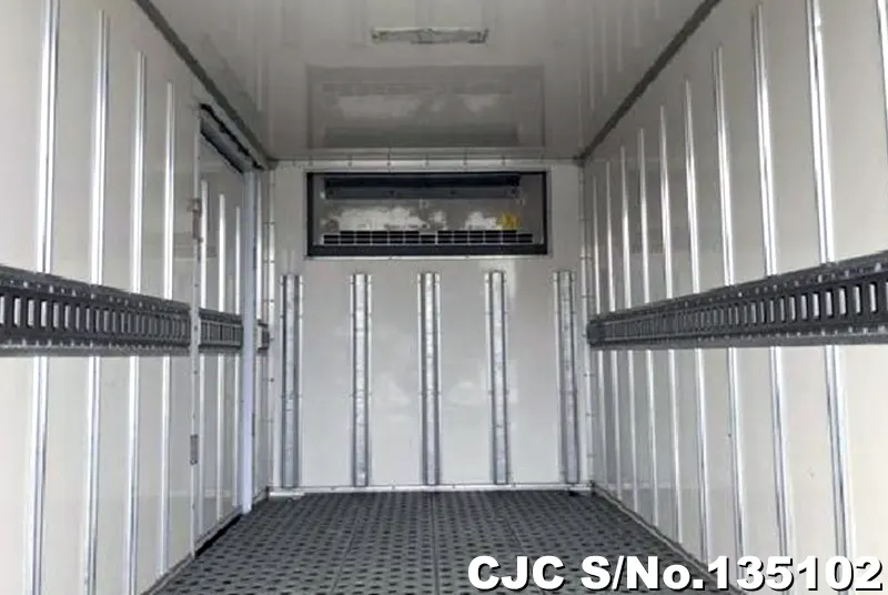 2013 Hino / Dutro Stock No. 135102