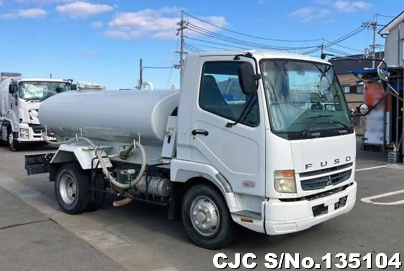2007 Mitsubishi / Fuso Fighter Stock No. 135104