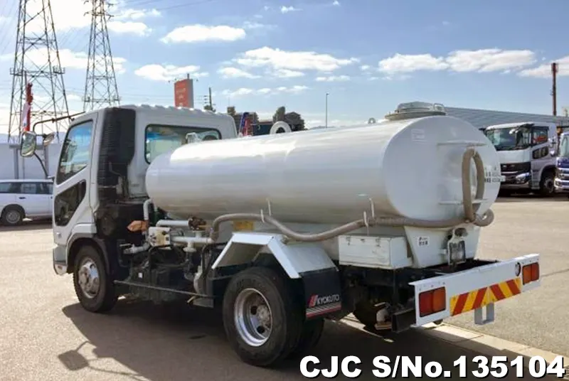 2007 Mitsubishi / Fuso Fighter Stock No. 135104