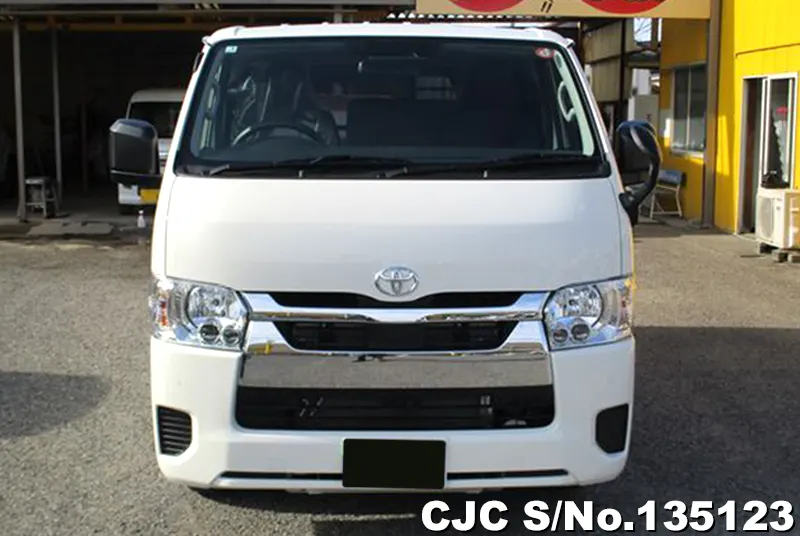 2026 Toyota / Hiace Stock No. 135123
