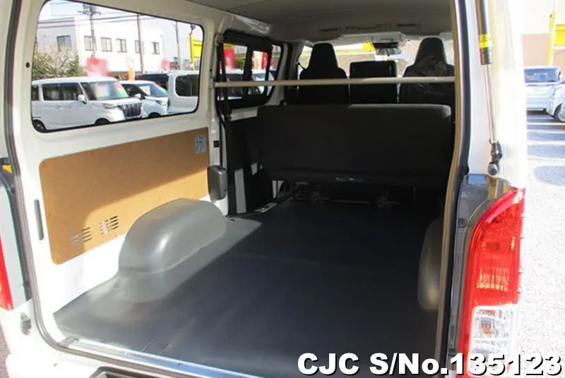 2026 Toyota / Hiace Stock No. 135123