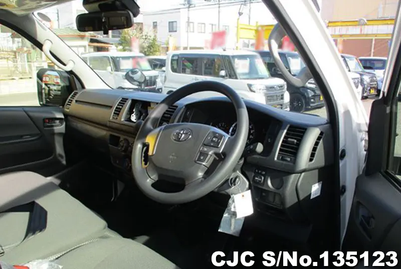 2026 Toyota / Hiace Stock No. 135123