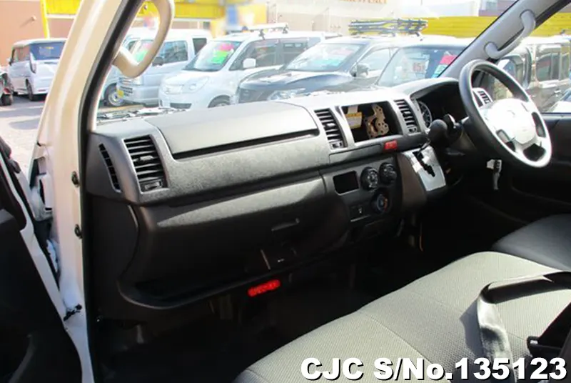 2026 Toyota / Hiace Stock No. 135123