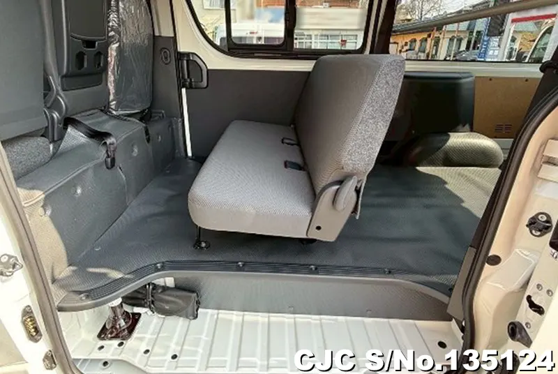 2026 Toyota / Hiace Stock No. 135124