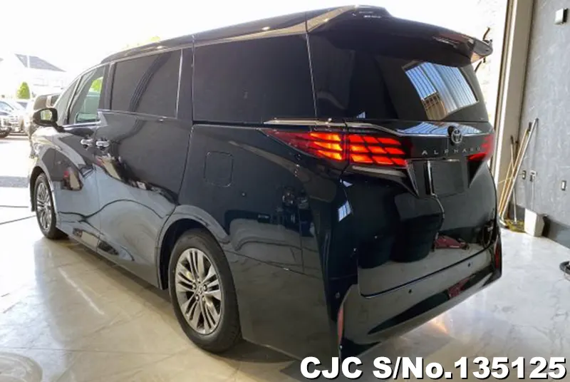 2026 Toyota / Alphard Stock No. 135125
