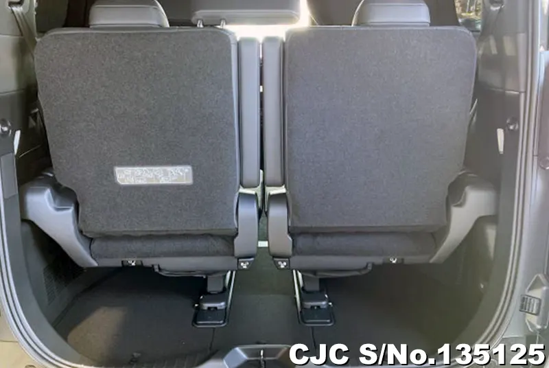 2026 Toyota / Alphard Stock No. 135125