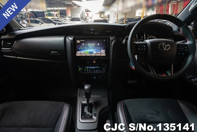 2024 Toyota / Fortuner Stock No. 135141