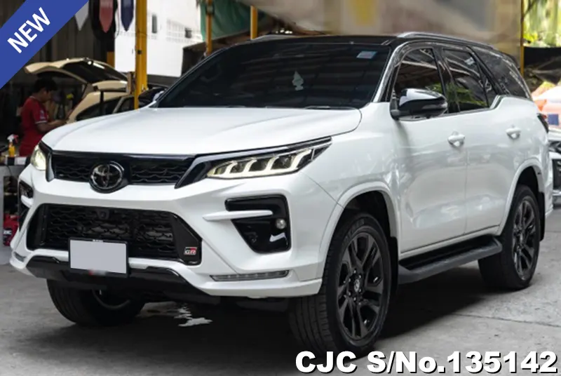 2024 Toyota / Fortuner Stock No. 135142