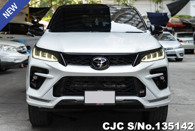 2024 Toyota / Fortuner Stock No. 135142