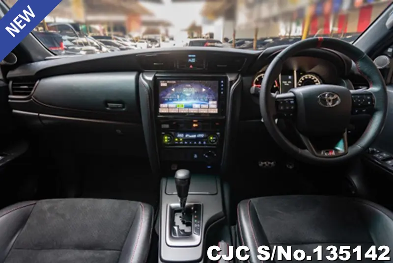 2024 Toyota / Fortuner Stock No. 135142