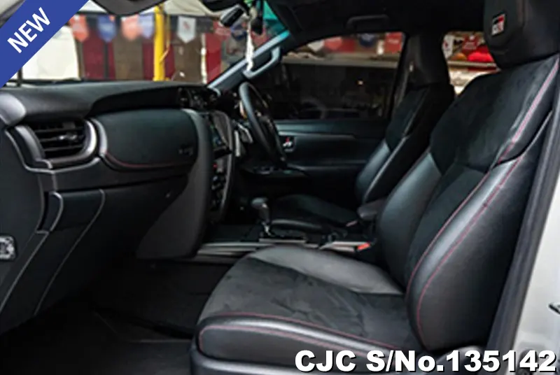 2024 Toyota / Fortuner Stock No. 135142