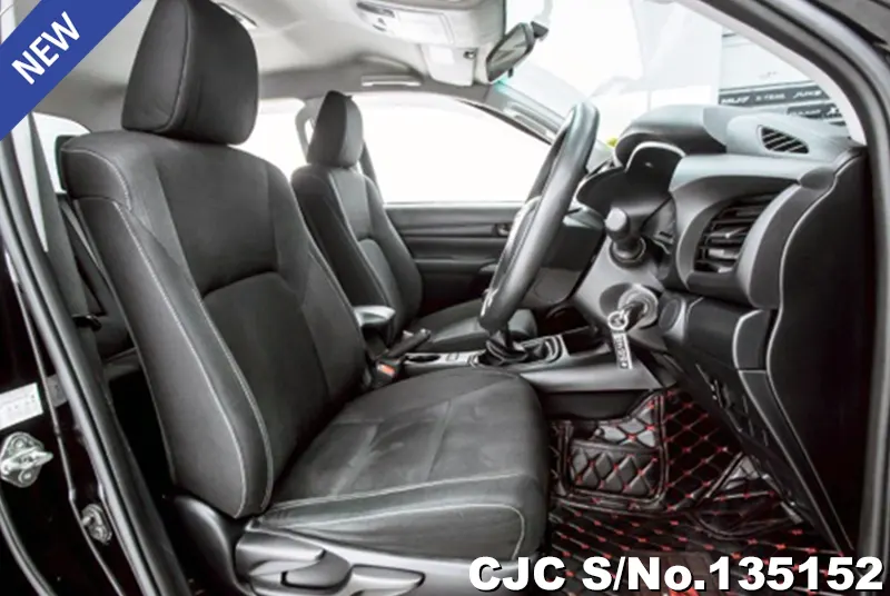 2018 Toyota / Hilux / Revo Stock No. 135152
