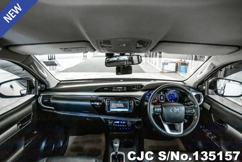 2019 Toyota / Hilux / Revo Stock No. 135157
