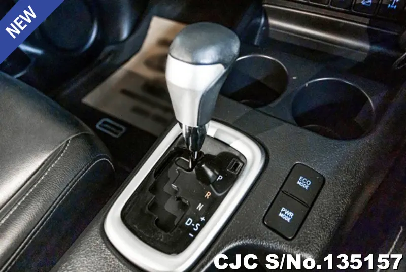 2019 Toyota / Hilux / Revo Stock No. 135157