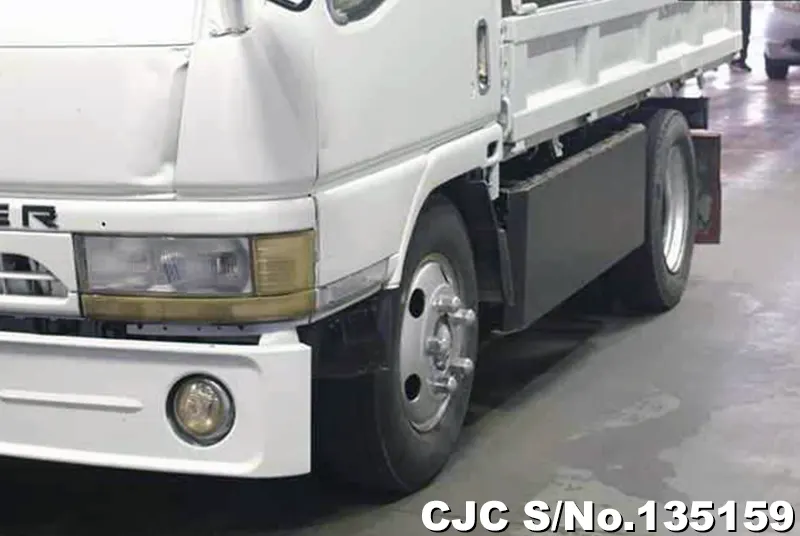 1996 Mitsubishi / Canter Stock No. 135159