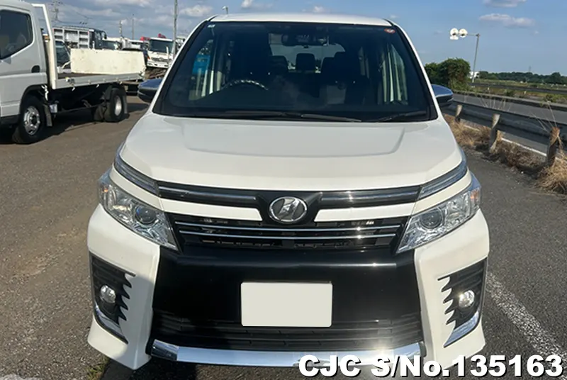 2016 Toyota / Voxy Stock No. 135163