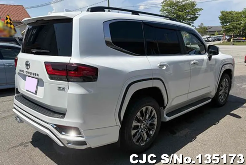 2025 Toyota / Land Cruiser Stock No. 135173