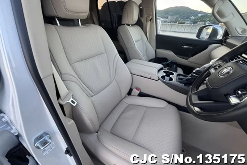 2025 Toyota / Land Cruiser Stock No. 135175