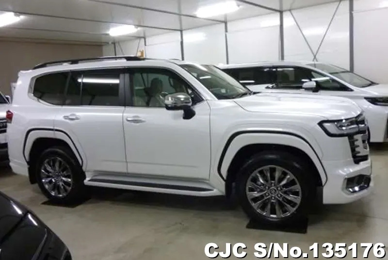 2025 Toyota / Land Cruiser Stock No. 135176