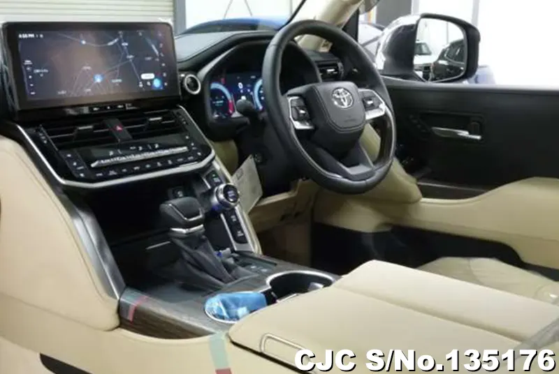 2025 Toyota / Land Cruiser Stock No. 135176