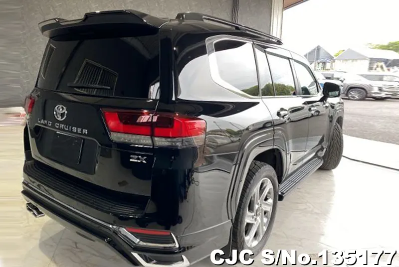 2025 Toyota / Land Cruiser Stock No. 135177