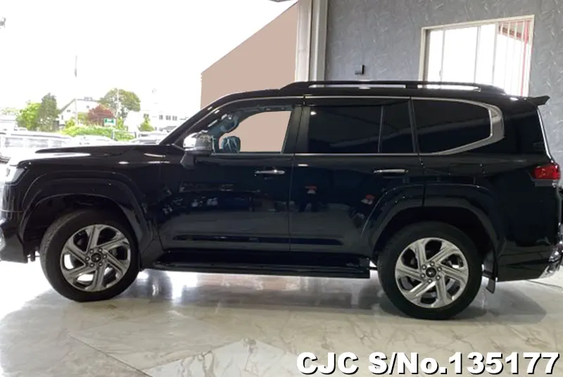 2025 Toyota / Land Cruiser Stock No. 135177