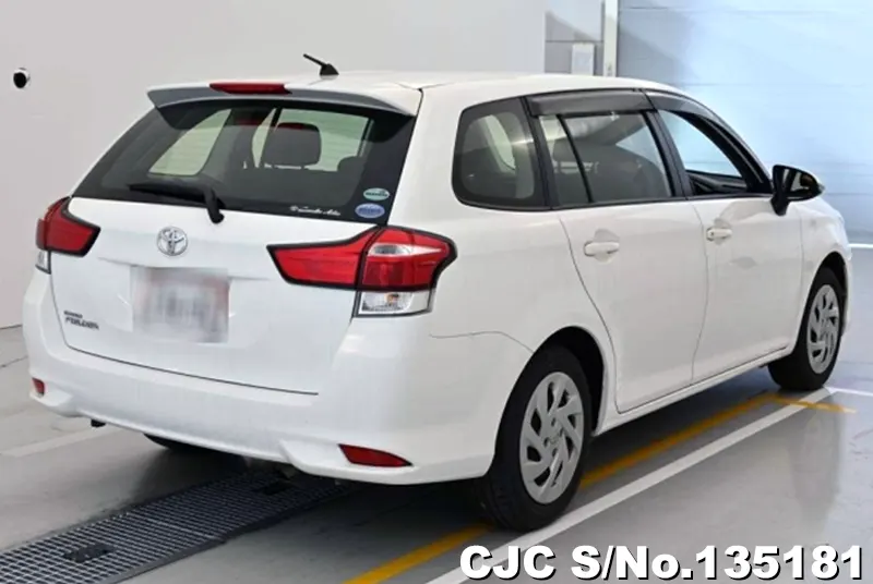 2019 Toyota / Corolla Fielder Stock No. 135181