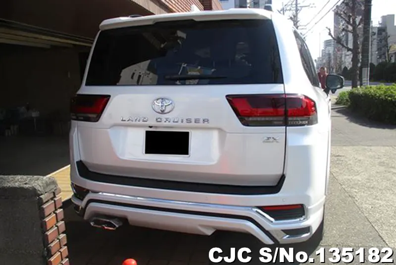 2025 Toyota / Land Cruiser Stock No. 135182