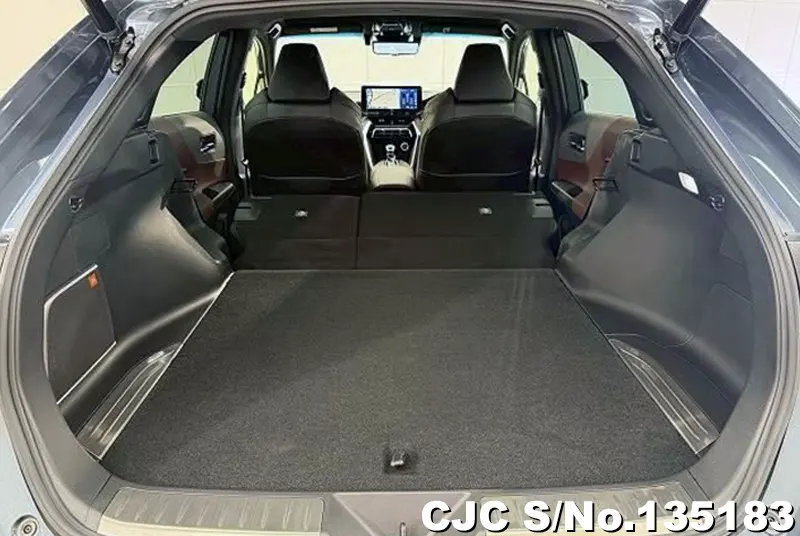 2021 Toyota / Harrier Stock No. 135183