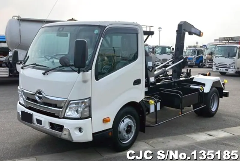 2025 Hino / Dutro Stock No. 135185