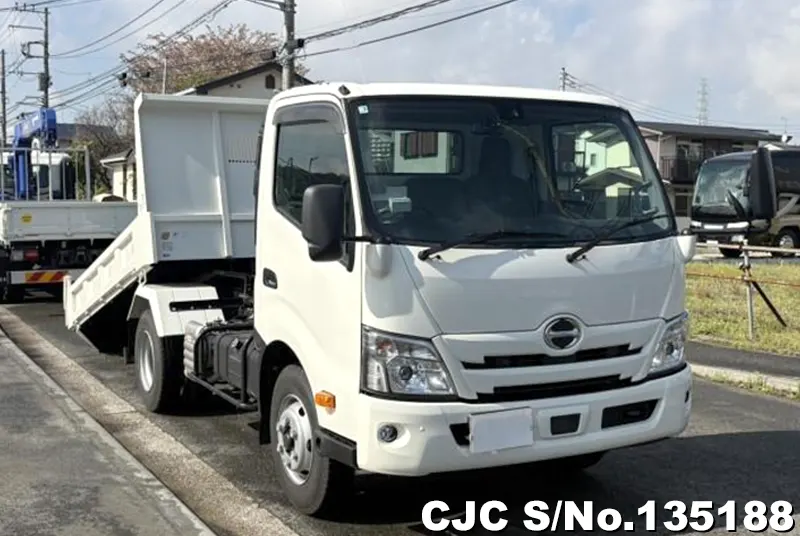 2026 Hino / Dutro Stock No. 135188