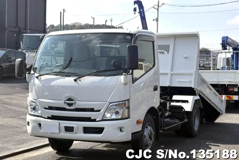 2026 Hino / Dutro Stock No. 135188