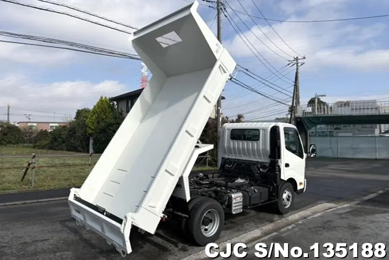 2026 Hino / Dutro Stock No. 135188